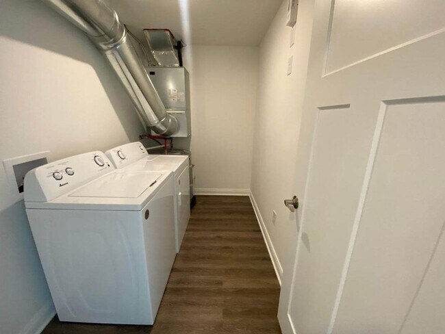 Photo - Amelia Place Apartments