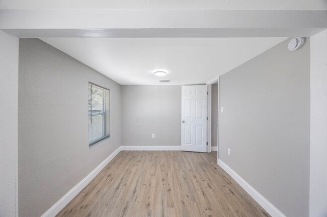 Photo - 955 9th Ave S Unidad A