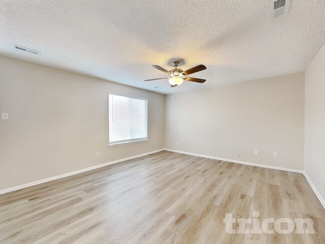 Photo - 1631 W 135th Dr