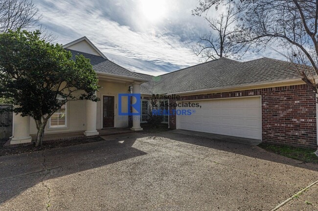 Photo - 3 Bed/2 Bath Home in Brandon