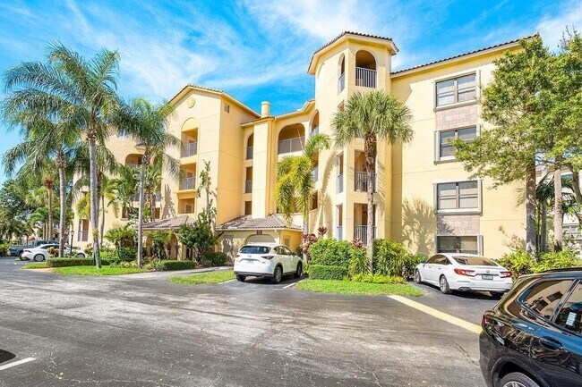 Photo - 300 Uno Lago Dr Unit 304