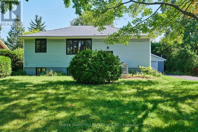 35 Tauvette St