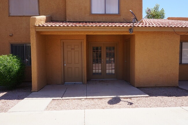 Photo - Charming 2 bed 1.5 bath Phoenix townhouse