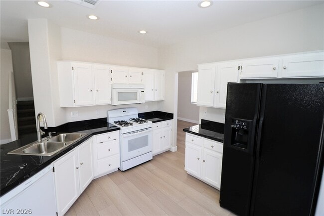 Building Photo - 9450 Spellman Ct