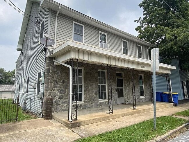 Building Photo - 6600 Carlisle Pike Unit 6600 Carlisle Pike A Rental