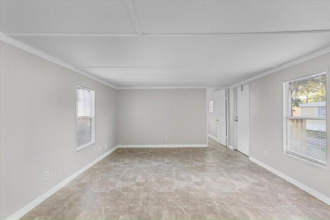 Photo - 10166 103rd St