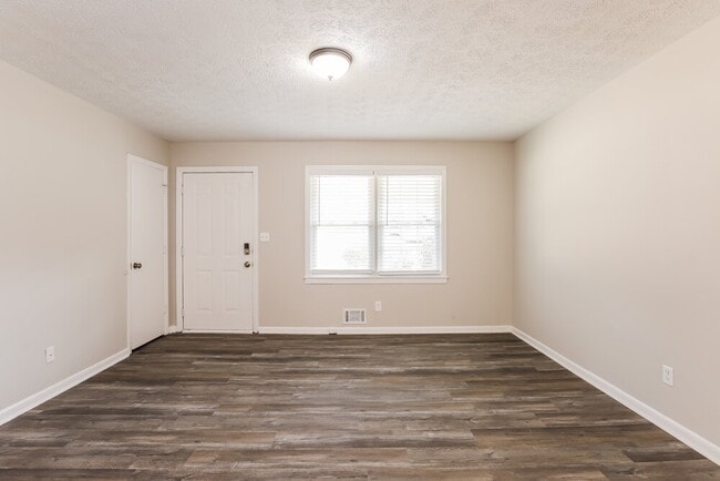 Photo - 6410 Jane Dr