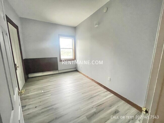 Photo - 255 Main St Unit 1