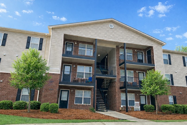 Building Photo - Meadow Oaks