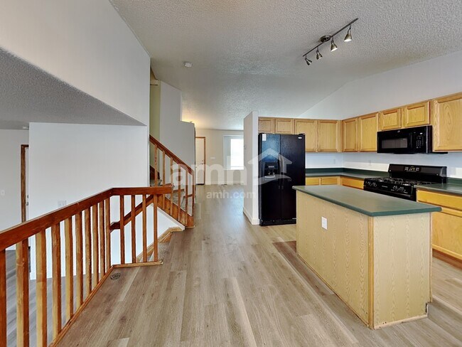 Photo - 4077 Ensenada St