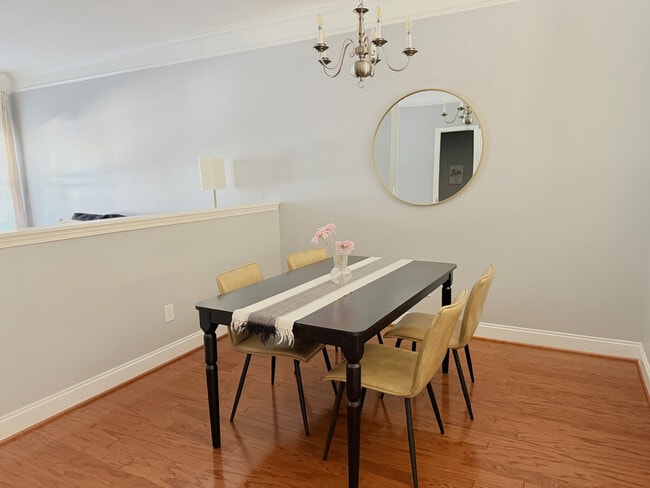 Photo - 607 Lake Forest Road Unit ID1339904P