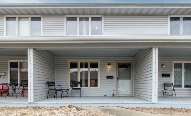 Photo - 1709 Rockingham Dr Unit C