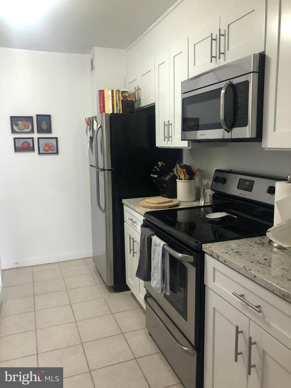 Building Photo - 224 W Rittenhouse Square Unit 1401