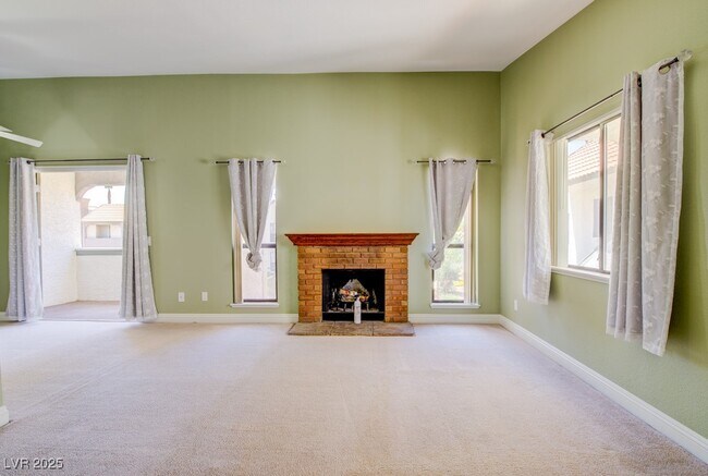 Photo - 2212 Sunfish Dr Unidad C Rental