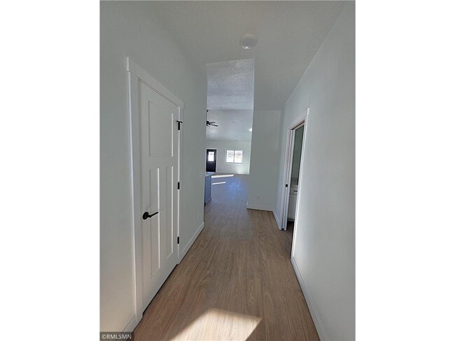 Photo - 1225-1227 Wisteria Ln