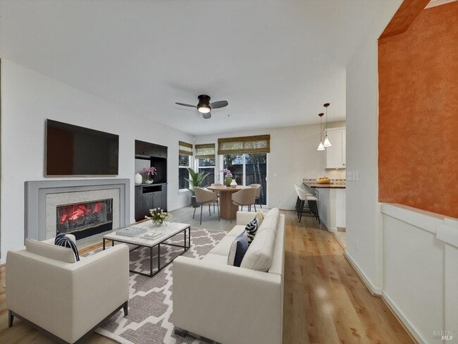 Photo - 128 Baypoint Dr