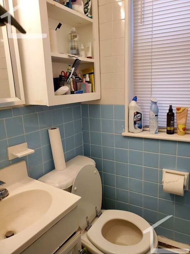 Photo - Great 2 Bed Close to BU and Green Line!