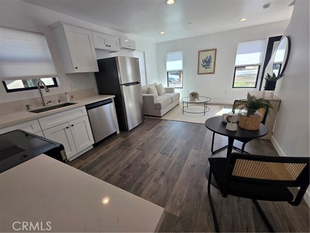 Photo - 457 Piney Way