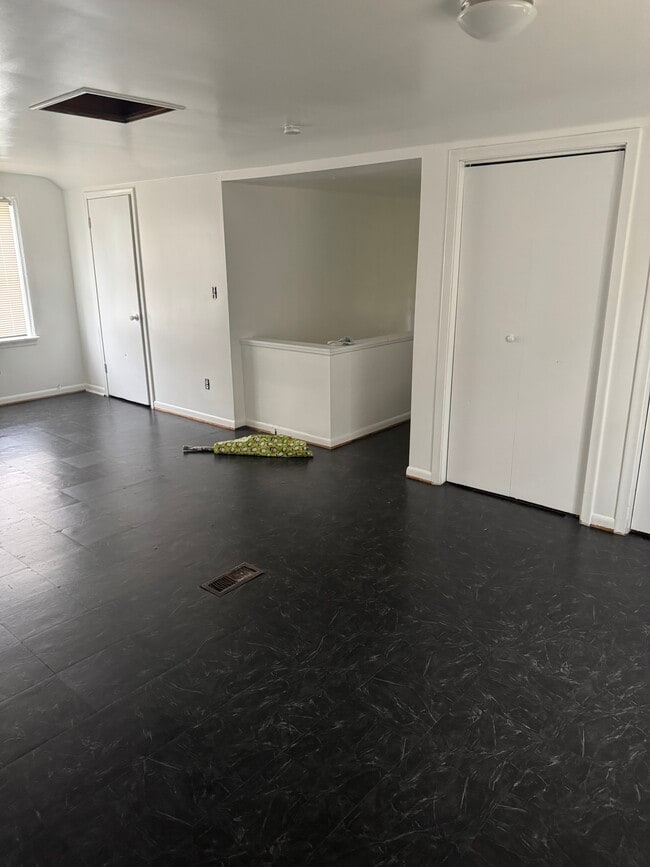 Photo - 19691 Rogge St