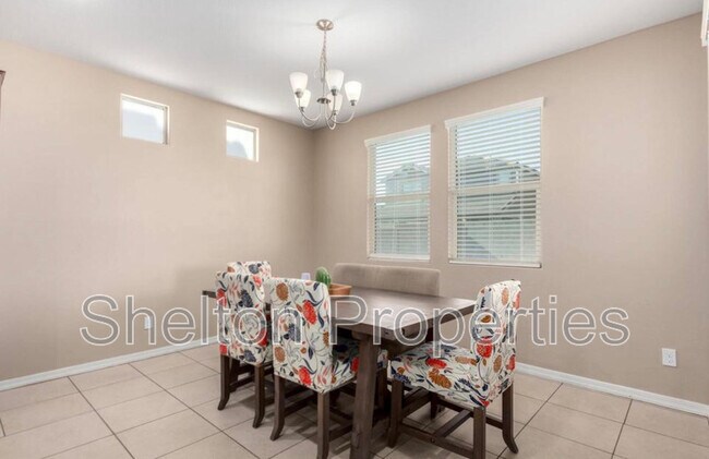 Photo - 15062 W Portland St