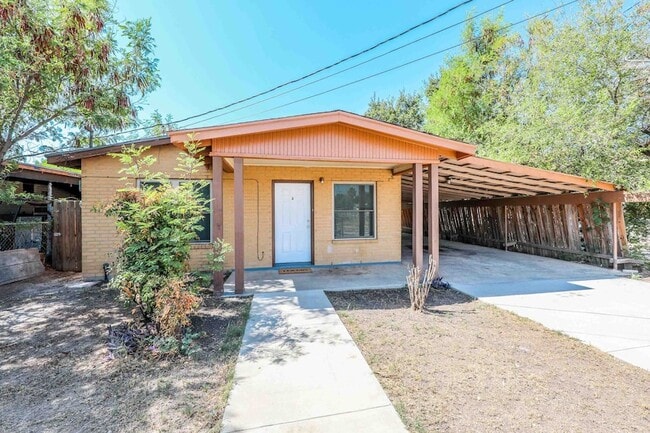 Building Photo - 2301 Ligarde St Rental
