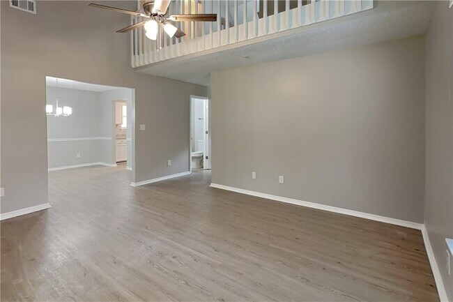Photo - 4015 Sharon Woods Dr