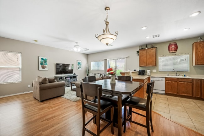 Photo - 10389 Calypso Cave St