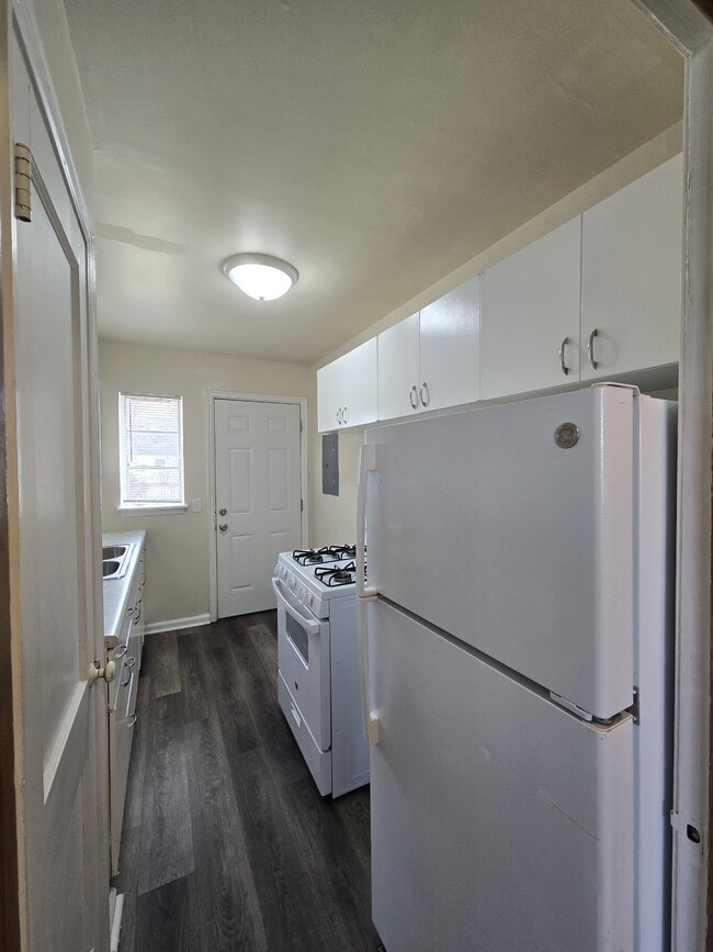 Photo - 722 S Hunter