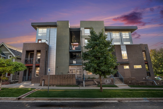 Building Photo - 2 Bed 2 Bath in Prime Location in LoHi Unit 305