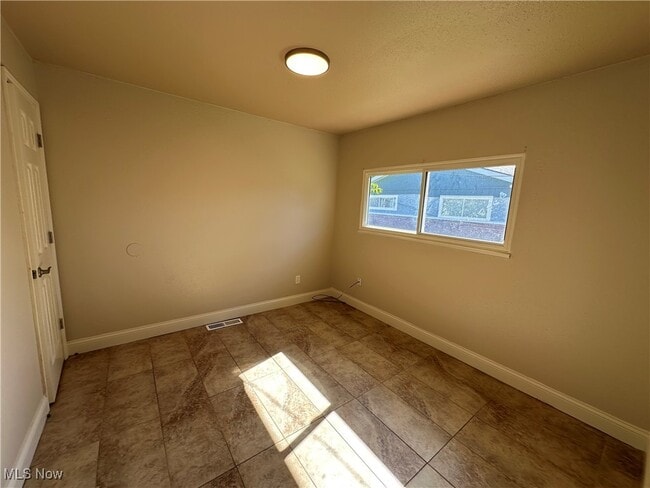 Building Photo - 3017 Northgate Ave