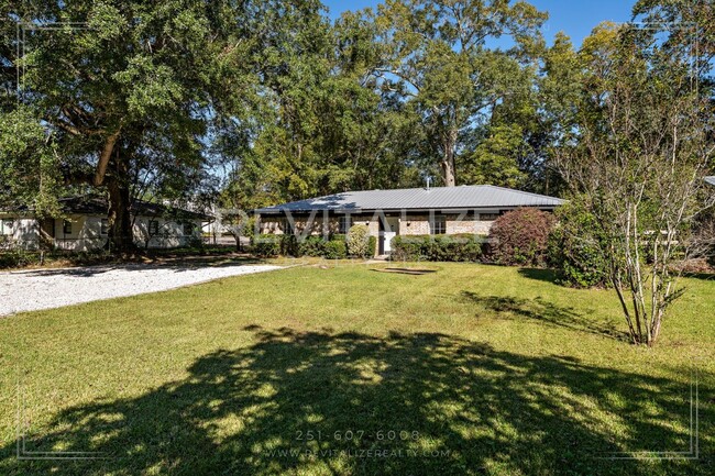Photo - Updated 4 Bed 2 Bath Brick Home in West Mo...