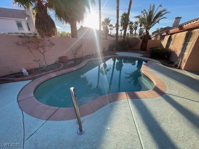 Building Photo - 9011 W Viking Rd