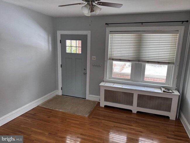 Building Photo - 342 Dudley Ave