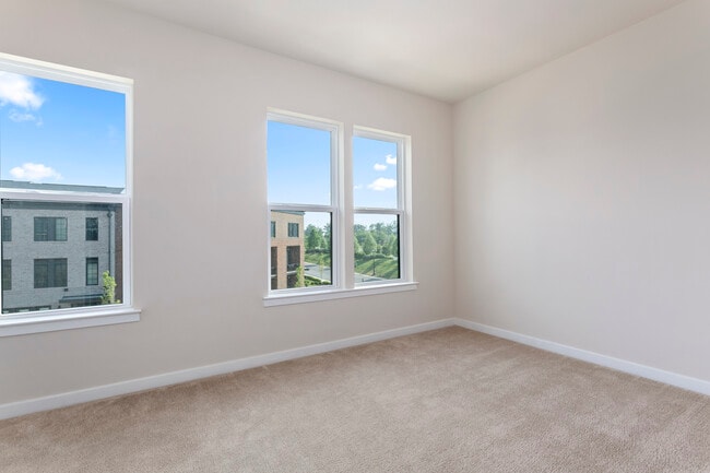 Photo - The Woods at Brambleton Town Center