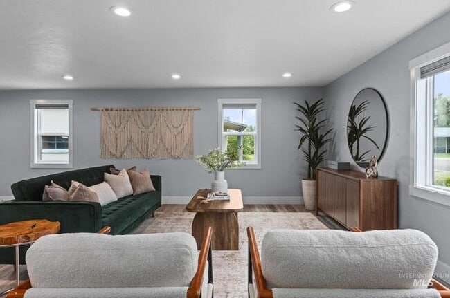 Photo - 2043 S Leadville Ave