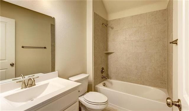 Photo - 905 Overton Ave