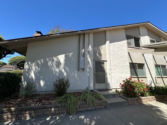 Photo - San Antonio HOA 3 bdrm 2 bath townhome