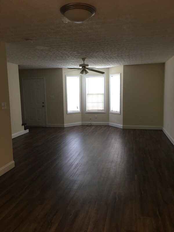Photo - 259 Westchester Cir