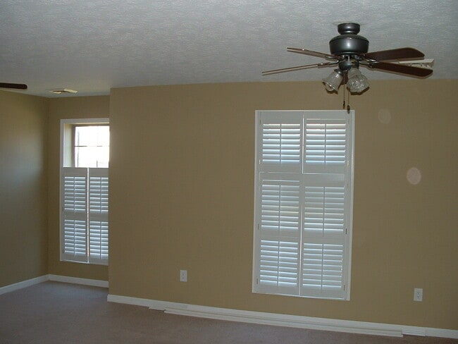 Photo - 3 Bed Condo Reduced to only $1,199/BR (Was $1,490) Unit REN1-410 BR1 (Smaller BR on left) (HOLR)