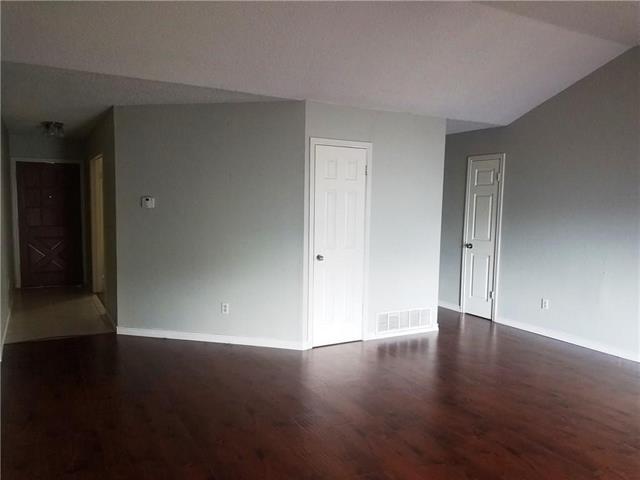 Photo - 2425 Inverness Dr