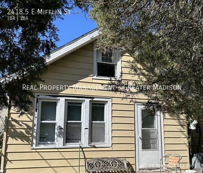 Building Photo - 2418.5 E Mifflin St Rental