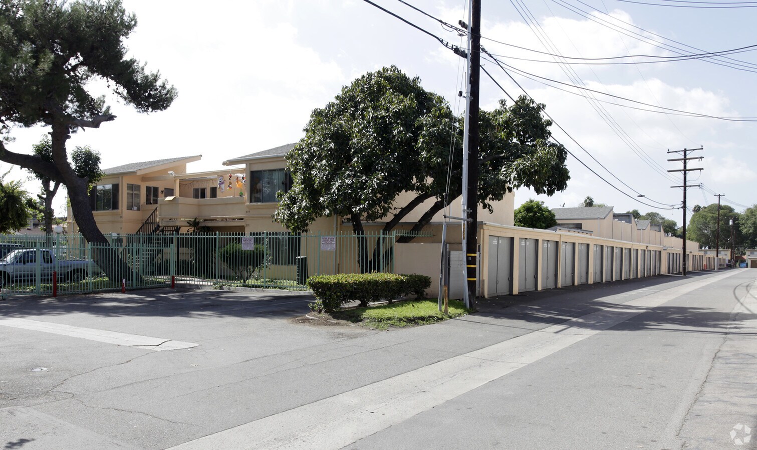 Glenwood Apartments - Glenwood Apartments