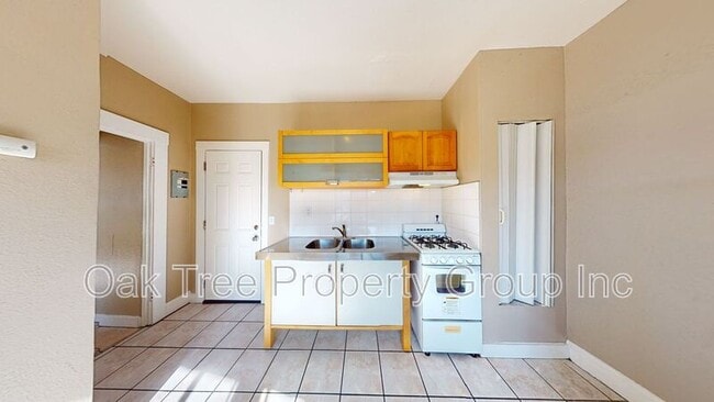 Photo - 2605 High St