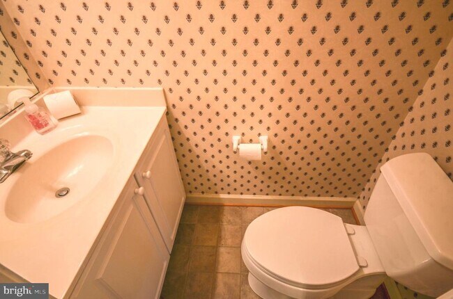 Photo - 13776 Lambertina Pl