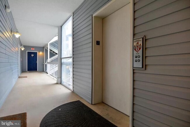 Photo - 3178 Summit Square Dr Unit 3-E3