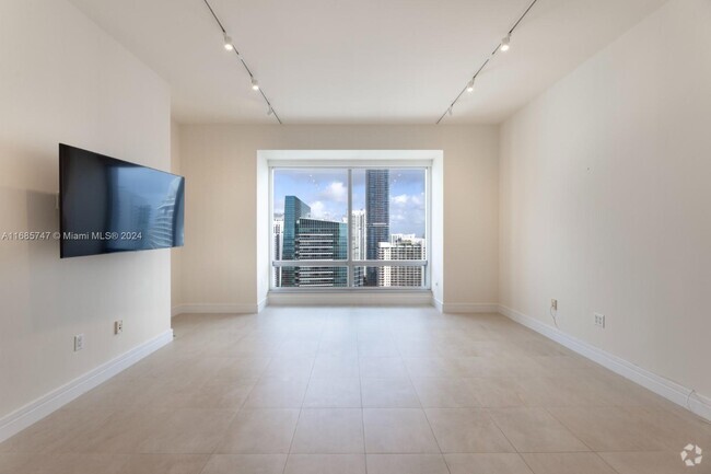 Building Photo - 1425 Brickell Ave Unit 42D Rental