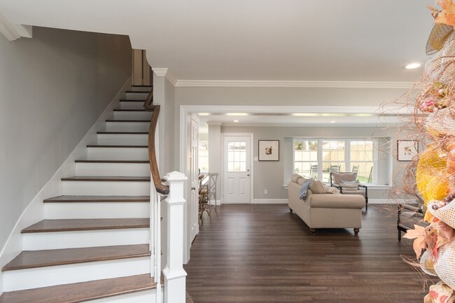 Photo - 726 Thistlewood Dr