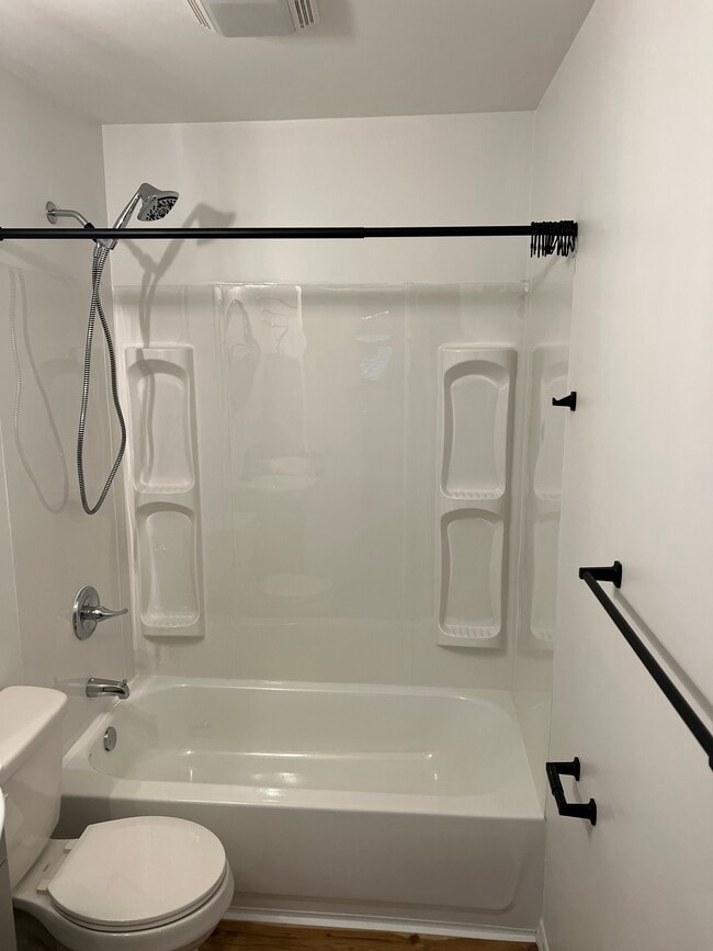 Photo - 1916 Beech St Unidad B1