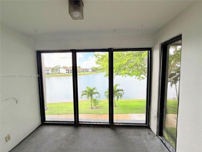 Photo - 206 Lake Pointe Dr Unit 206