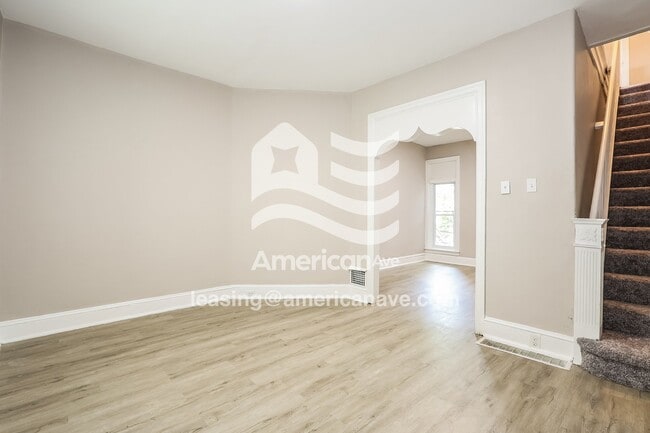 Photo - 5519 Upland St